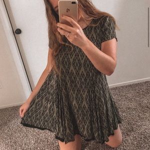 Urban Outfitter Silence + Noise Olive Swing Dress